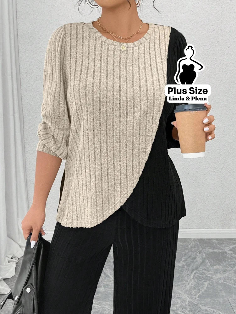 Conjunto Bicolor com Blusa Assimétrica e Calça Plus Size Conjunto Bicolor com Blusa Assimétrica e Calça Plus Size