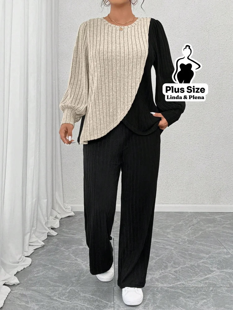 Conjunto Bicolor com Blusa Assimétrica e Calça Plus Size Conjunto Bicolor com Blusa Assimétrica e Calça Plus Size