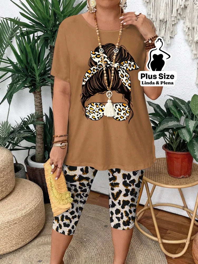 Conjunto Blusa Estampada Manga Curta Calça Capri Plus Size Conjunto Blusa Estampada Manga Curta Calça Capri Plus Size