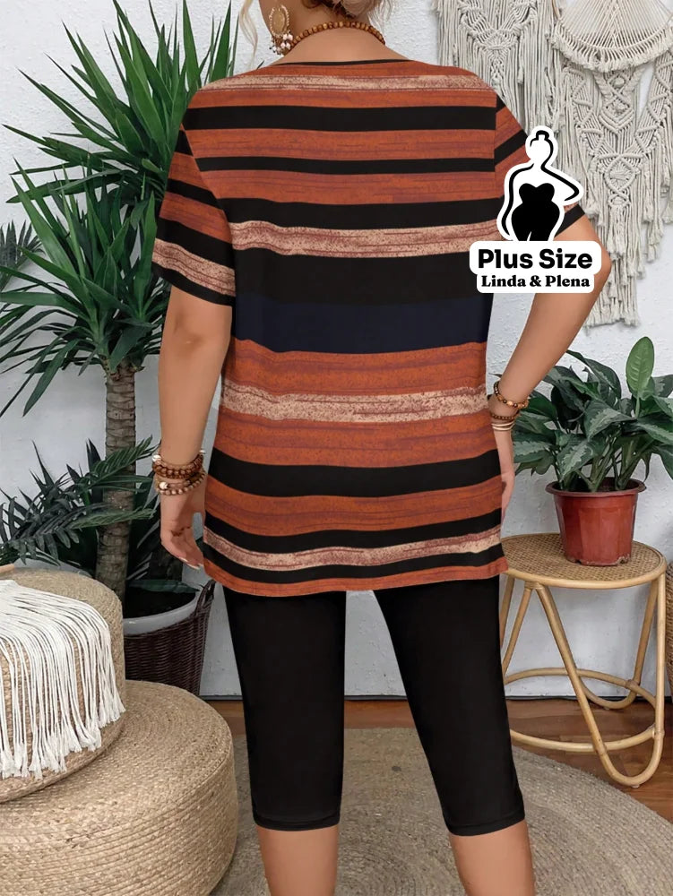 Conjunto Blusa Estampada Manga Curta Calça Capri Plus Size Conjunto Blusa Estampada Manga Curta Calça Capri Plus Size