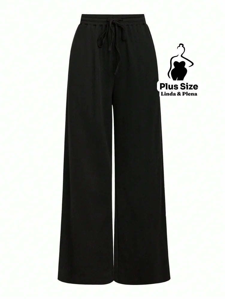 Conjunto Blusa Manga Curta Com Decote E Calça Pantalona Plus Size Conjunto Blusa Manga Curta Com Decote E Calça