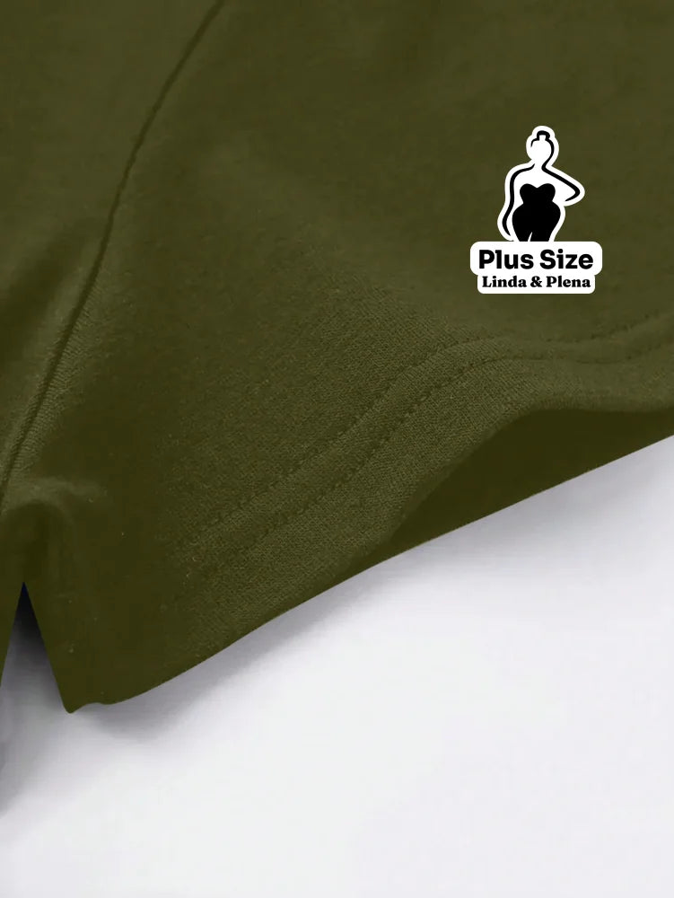 Conjunto Camiseta Estampada E Bermuda Cintura Alta Plus Size Conjunto Camiseta Estampada E Bermuda Cintura Alta Plus