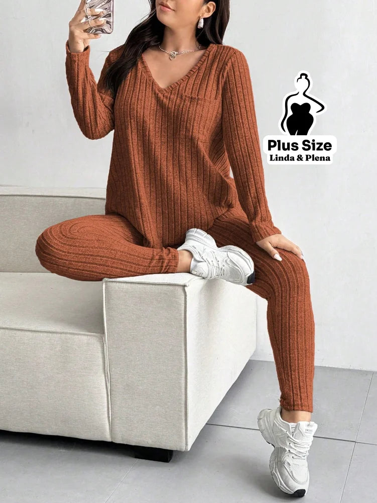 Conjunto Canelado Com Blusa Gola V E Manga Longa Plus Size Conjunto Canelado Com Blusa Gola V E Manga Longa Plus Size