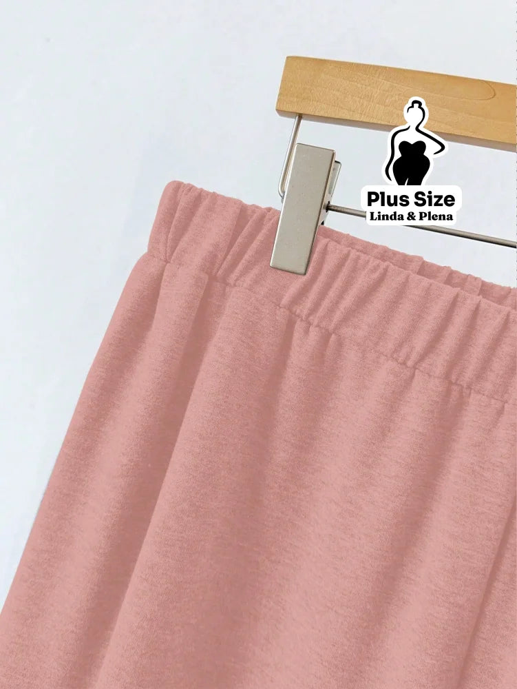 Conjunto Casual com Blusa Dupla Camada e Calça Plus Size Conjunto Casual com Blusa Dupla Camada e Calça Plus Size
