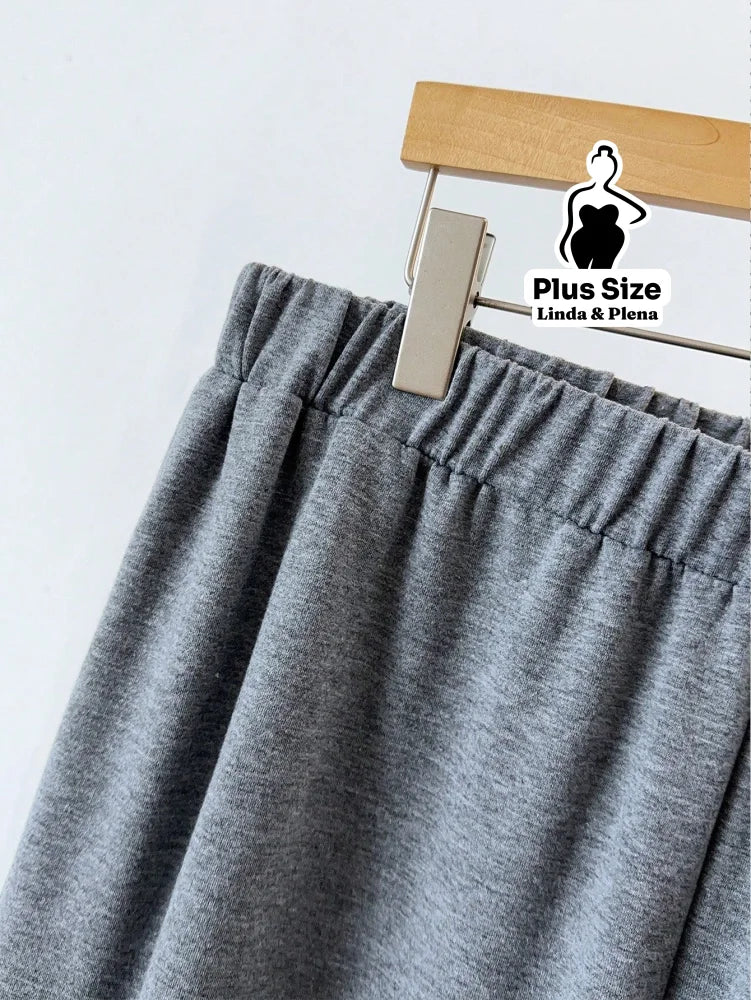 Conjunto Casual com Blusa Dupla Camada e Calça Plus Size Conjunto Casual com Blusa Dupla Camada e Calça Plus Size