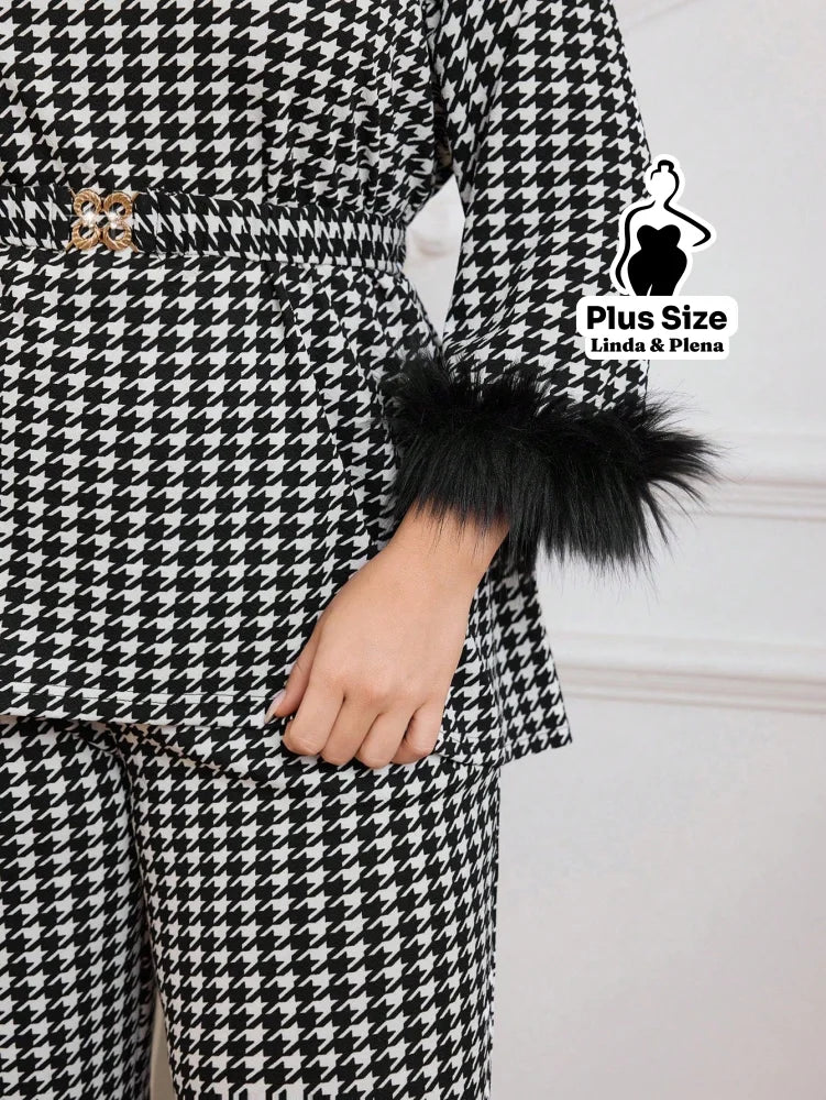 Conjunto Clássico Com Cinto E Manga Com Penas Plus Size Conjunto Clássico Com Cinto E Manga Com Penas Plus Size