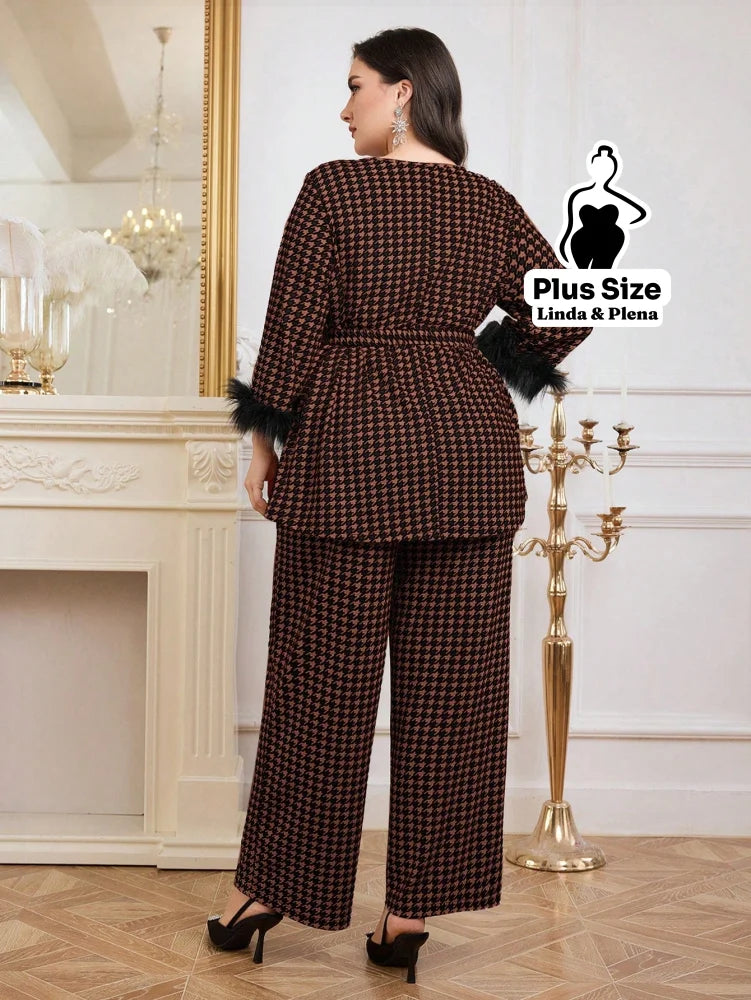 Conjunto Clássico Com Cinto E Manga Com Penas Plus Size Conjunto Clássico Com Cinto E Manga Com Penas Plus Size