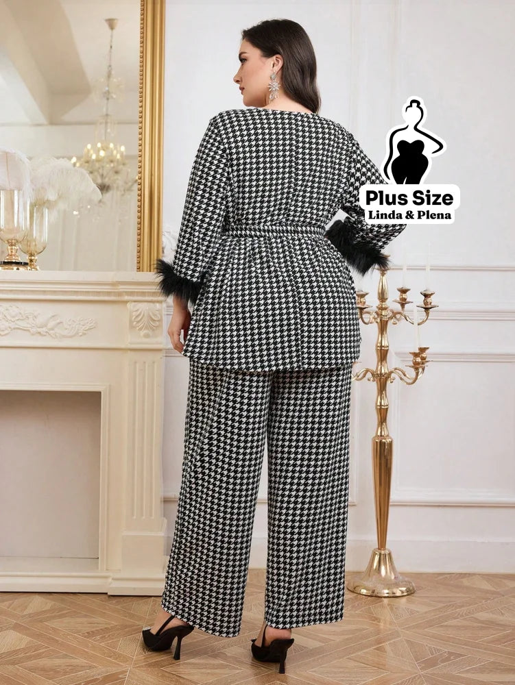 Conjunto Clássico Com Cinto E Manga Com Penas Plus Size Conjunto Clássico Com Cinto E Manga Com Penas Plus Size