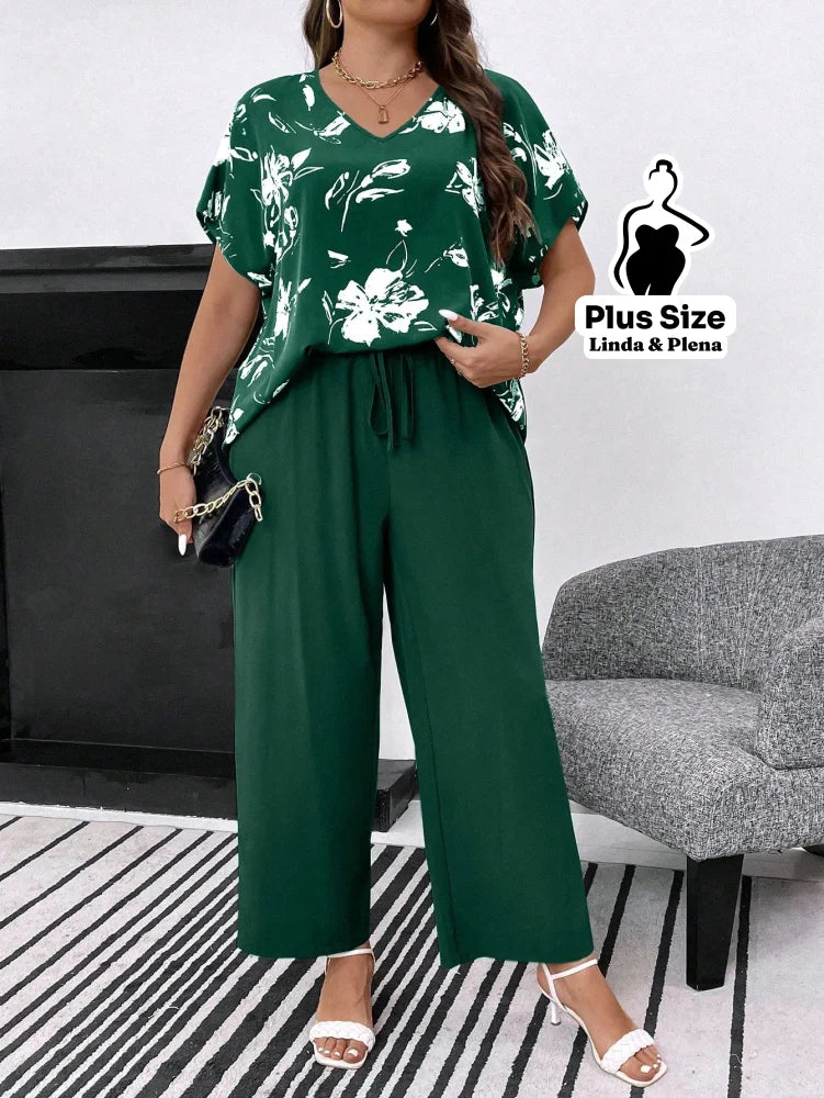 Conjunto com Blusa Estampada e Calça Solta Plus Size Conjunto com Blusa Estampada e Calça Solta Plus Size
