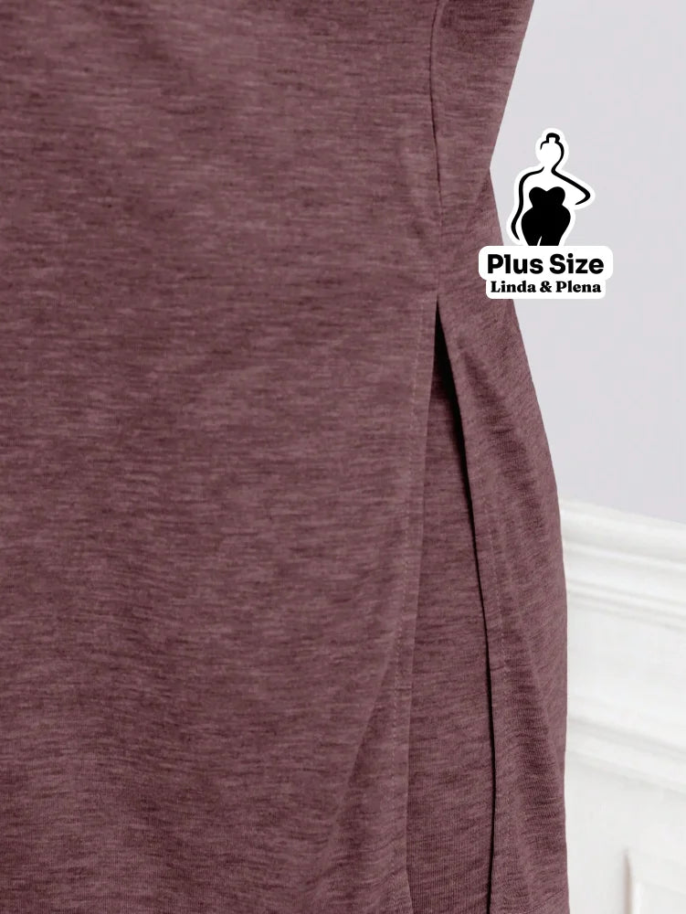 Conjunto com Blusa Longa e Shorts Confortável Plus Size Conjunto com Blusa Longa e Shorts Confortável Plus Size