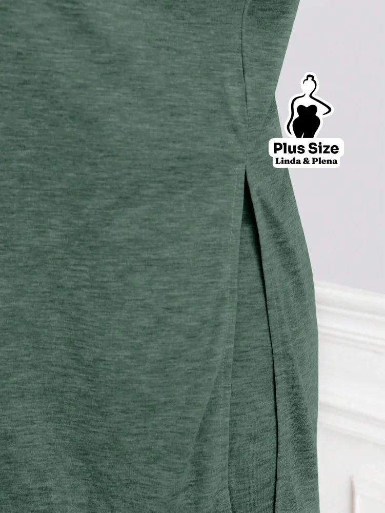 Conjunto com Blusa Longa e Shorts Confortável Plus Size Conjunto com Blusa Longa e Shorts Confortável Plus Size