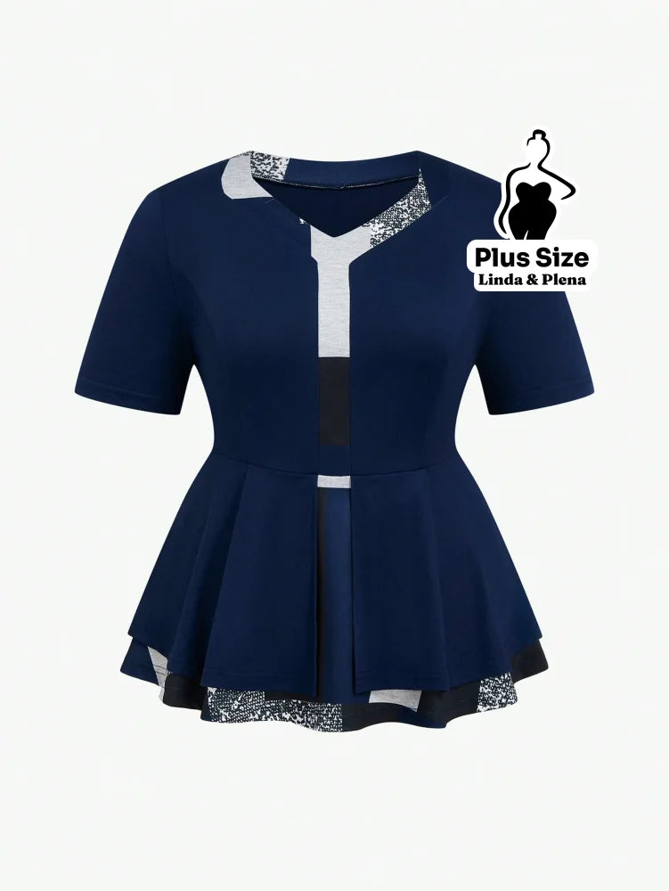 Conjunto com Blusa Peplum e Saia Justa Estampada Plus Size Conjunto com Blusa Peplum e Saia Justa Estampada Plus Size
