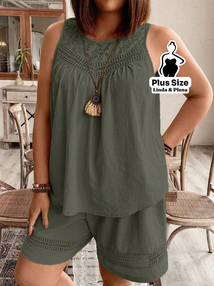 Conjunto com Regata Rendada e Shorts Solto Plus Size Conjunto com Regata Rendada e Shorts Solto Plus Size