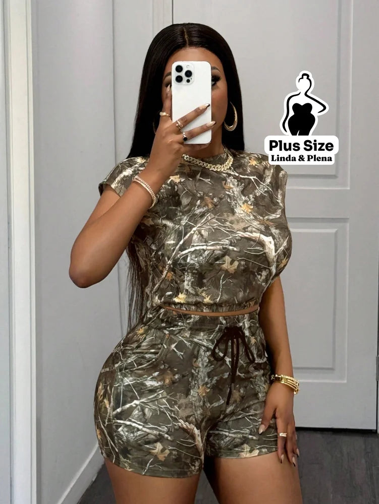 Conjunto Cropped Camuflado Com Shortinho Plus Size Conjunto Cropped Camuflado Com Shortinho Plus Size