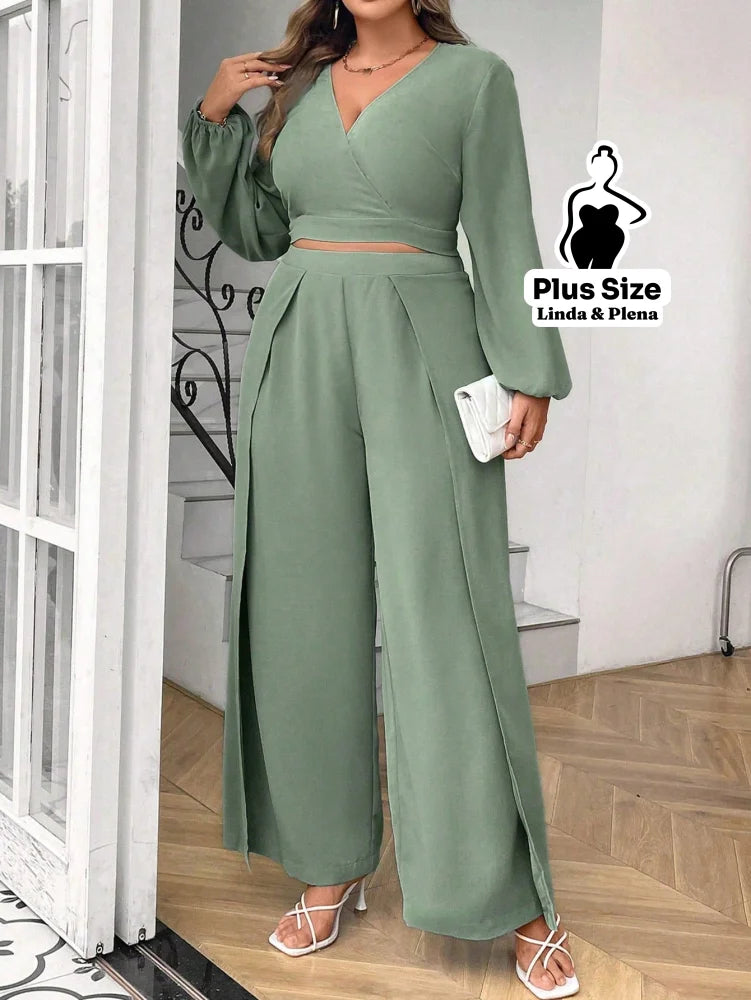 Conjunto Cropped Transpassado Com Calça Fenda Lateral Plus Size Conjunto Cropped Transpassado Com Calça Fenda Lateral