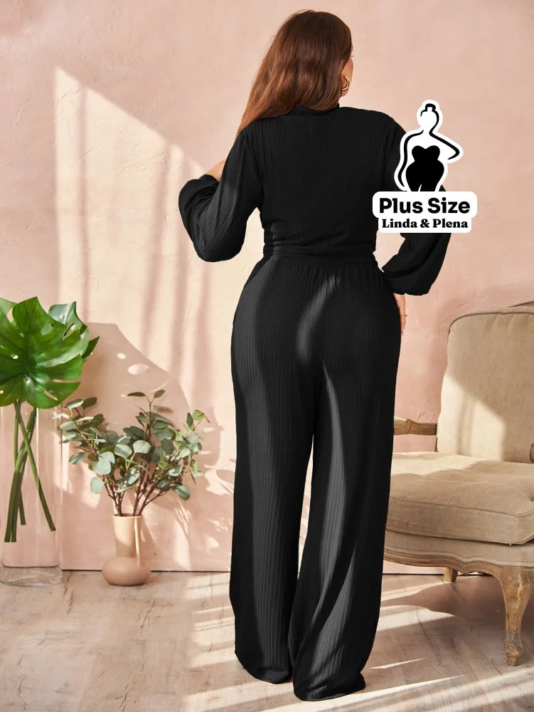 Conjunto Cropped Transpassado E Calça De Amarração Plus Size Conjunto Cropped Transpassado E Calça De Amarração Plus
