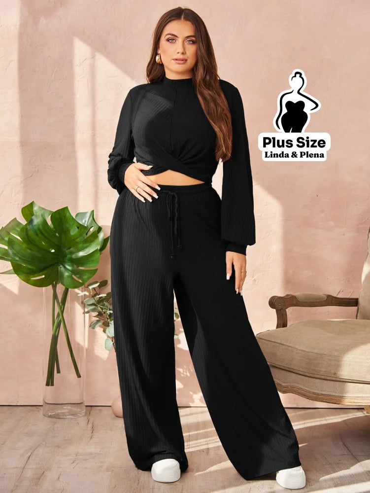 Conjunto Cropped Transpassado E Calça De Amarração Plus Size Conjunto Cropped Transpassado E Calça De Amarração Plus