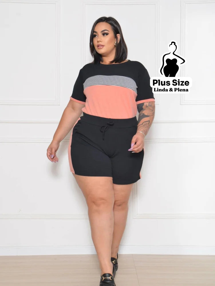 Conjunto Esportivo Azul com Blusa Estampada e Shorts Plus Size Conjunto Esportivo Azul com Blusa Estampada e Shorts