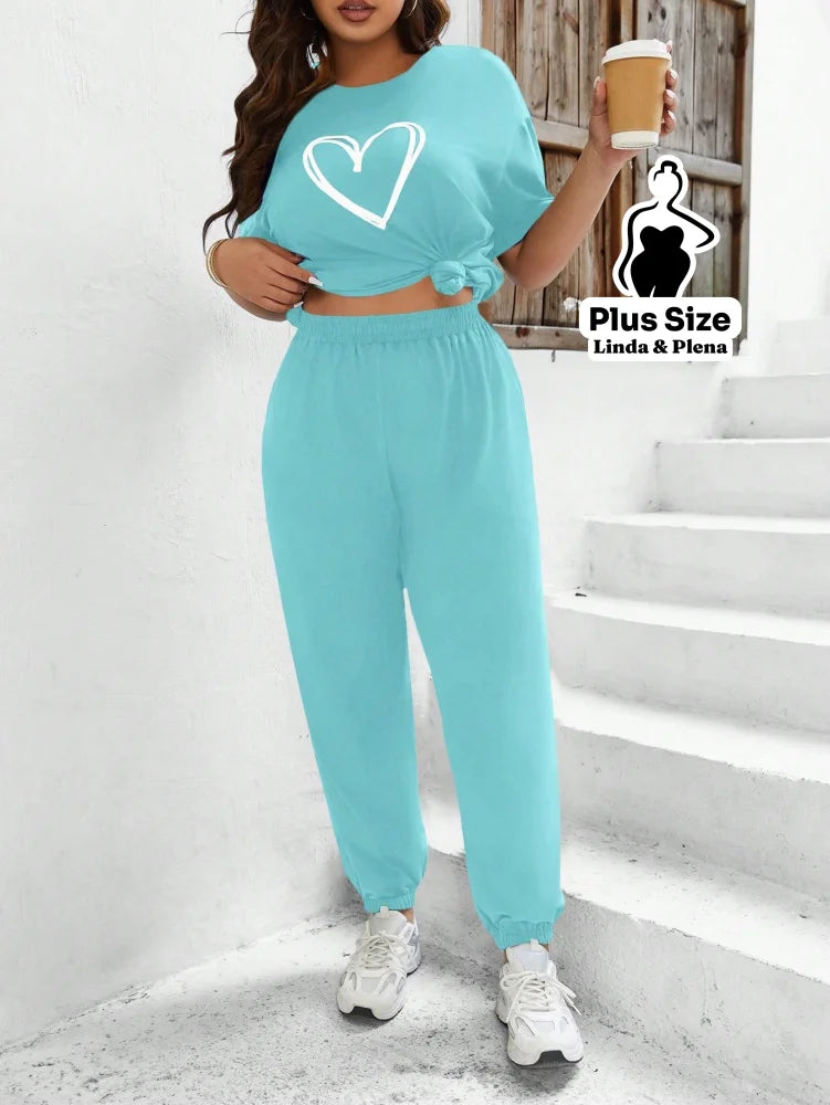 Conjunto Estampado Com Coração E Calça Jogger Plus Size Conjunto Estampado Com Coração E Calça Jogger Plus Size