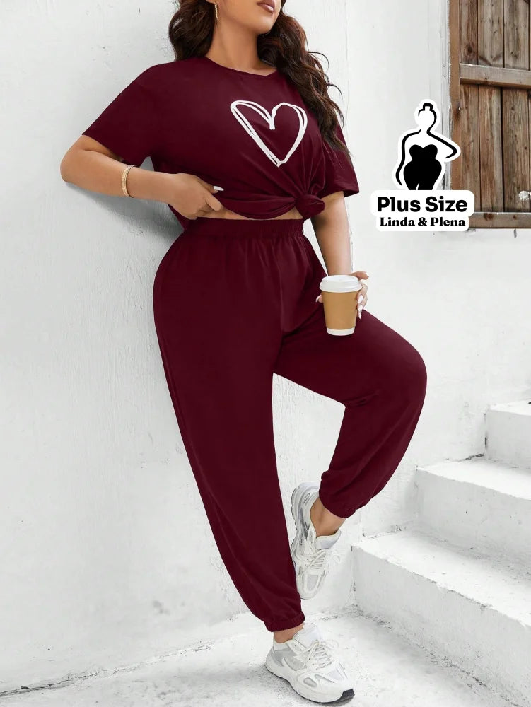 Conjunto Estampado Com Coração E Calça Jogger Plus Size Conjunto Estampado Com Coração E Calça Jogger Plus Size