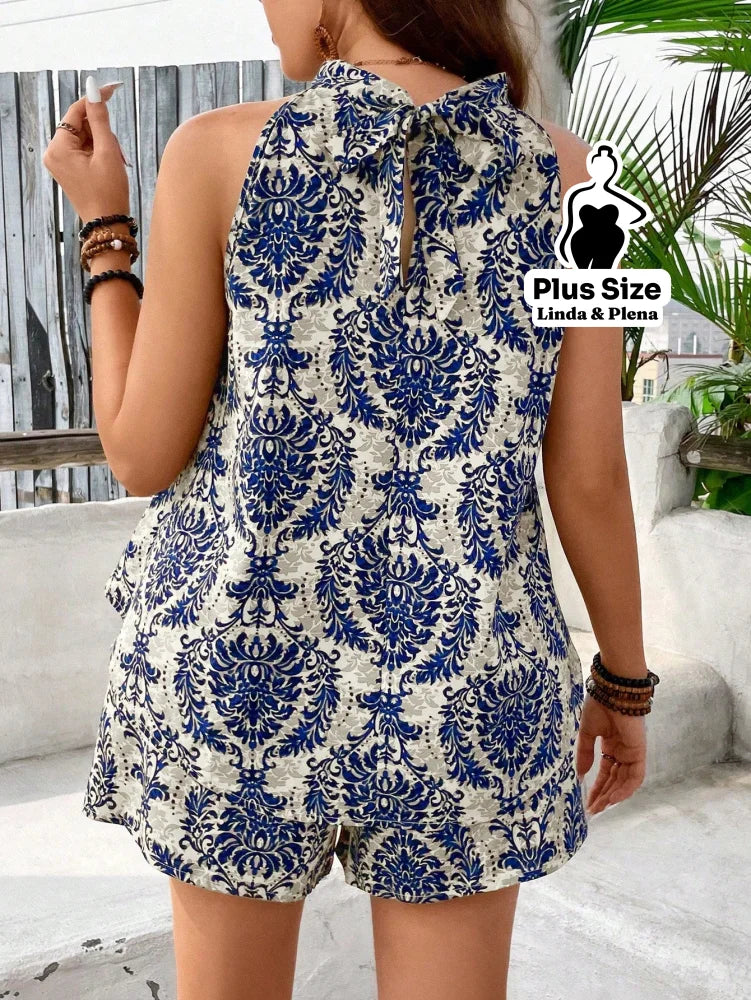 Conjunto Estampado com Regata Halter e Shorts Plus Size Conjunto Estampado com Regata Halter e Shorts Plus Size