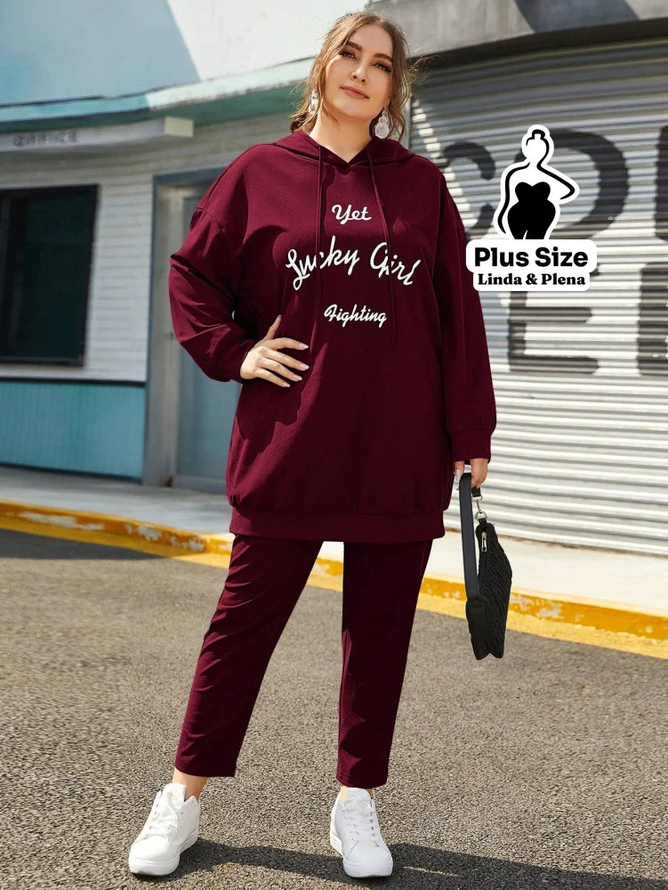 Conjunto Moletom Estampado Com Capuz E Calça Plus Size Vinho / G Conjunto Moletom Estampado Com Capuz E Calça Plus Size