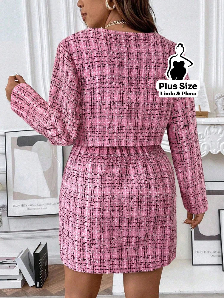 Conjunto Tweed Com Botões E Saia Curta Elegante Plus Size Conjunto Tweed Com Botões E Saia Curta Elegante Plus Size