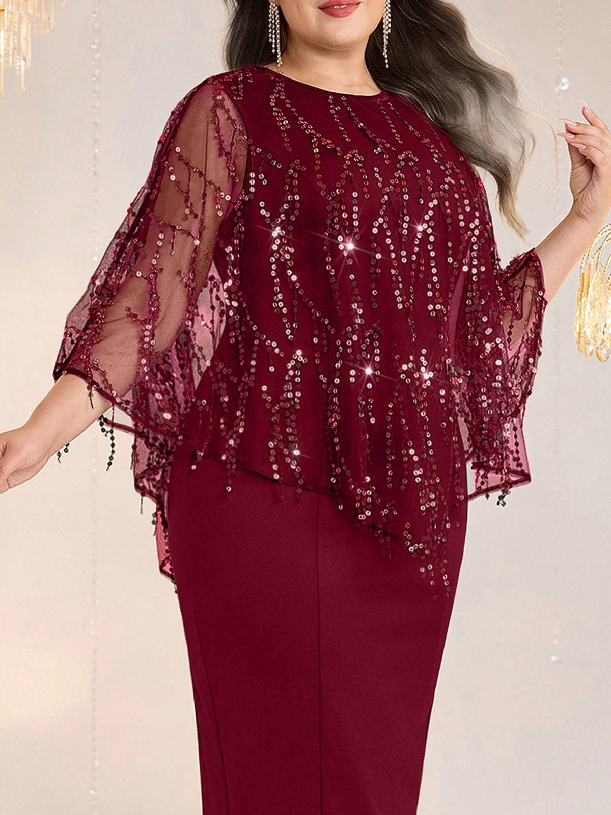 Conjunto Longo Com Capa De Tule E Brilho Elegante Plus Size