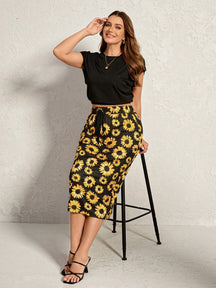 Conjunto Listrado com Blusa Coração e Saia Midi Plus Size