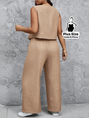 Conjunto Alfaiataria com Colete e Calça Solta Plus Size Conjunto Alfaiataria com Colete e Calça Solta Plus Size