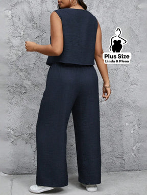 Conjunto Alfaiataria com Colete e Calça Solta Plus Size Conjunto Alfaiataria com Colete e Calça Solta Plus Size