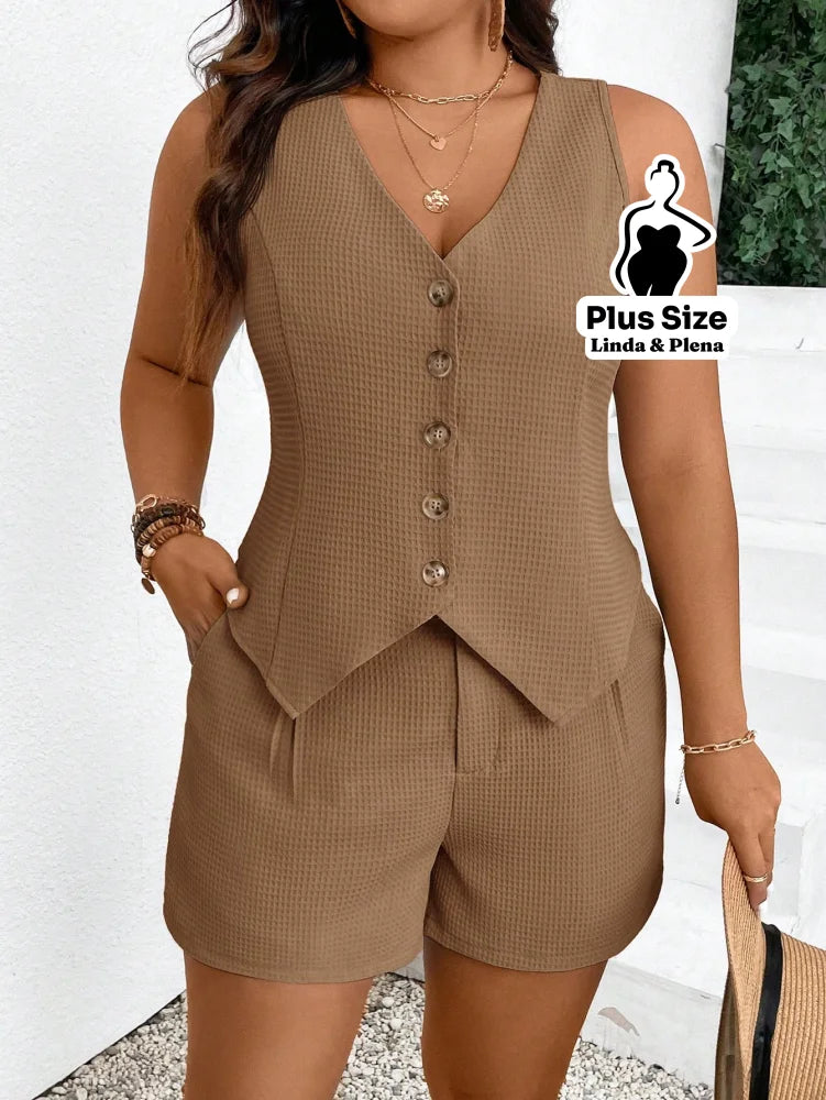 Conjunto Alfaiataria com Colete Social e Shorts Plus Size Caqui / G Conjunto Alfaiataria com Colete Social e Shorts