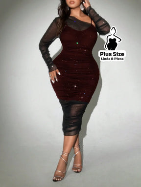 Conjunto Assimétrico Com Tule Brilhante E Saia Justa Plus Size Conjunto Assimétrico Com Tule Brilhante E Saia Justa