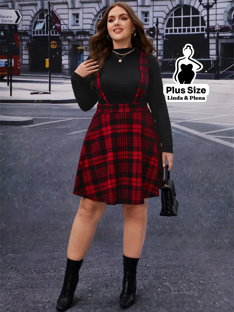Conjunto Blusa Básica E Saia Xadrez Com Alças Plus Size Conjunto Blusa Básica E Saia Xadrez Com Alças Plus Size