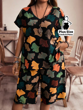 Conjunto Blusa Manga Curta Decote Calça Pantacourt Plus Size Preto / G Conjunto Blusa Manga Curta Decote Calça