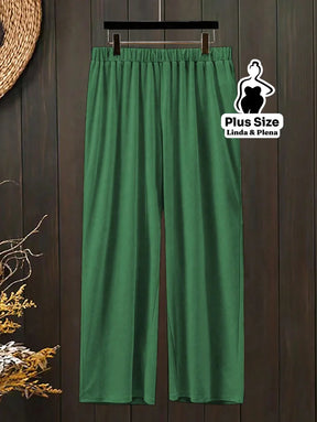 Conjunto Blusa Manga Curta Decote e Calça Cós Elástico Plus Size Conjunto Blusa Manga Curta Decote e Calça Cós Elástico