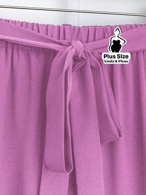 Conjunto Blusa Manga Curta Detalhe Babado Pantalona Plus Size Conjunto Blusa Manga Curta Detalhe Babado Pantalona Plus