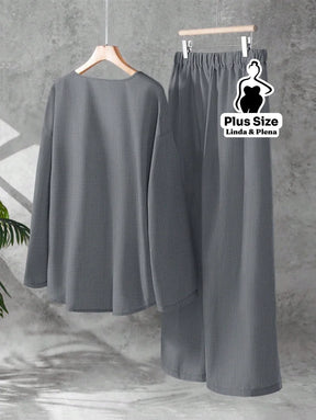 Conjunto Blusa Manga Longa Decote V Calça Pantalona Plus Size Conjunto Blusa Manga Longa Decote V Calça Pantalona Plus