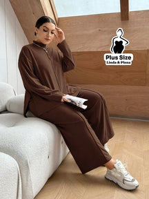 Conjunto Camisa Alongada Com Calça Reta Confortável Plus Size Café / G Conjunto Camisa Alongada Com Calça Reta