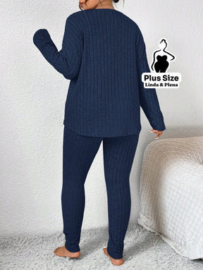Conjunto Canelado com Blusa de Manga Longa e Calça Plus Size Conjunto Canelado com Blusa de Manga Longa e Calça Plus