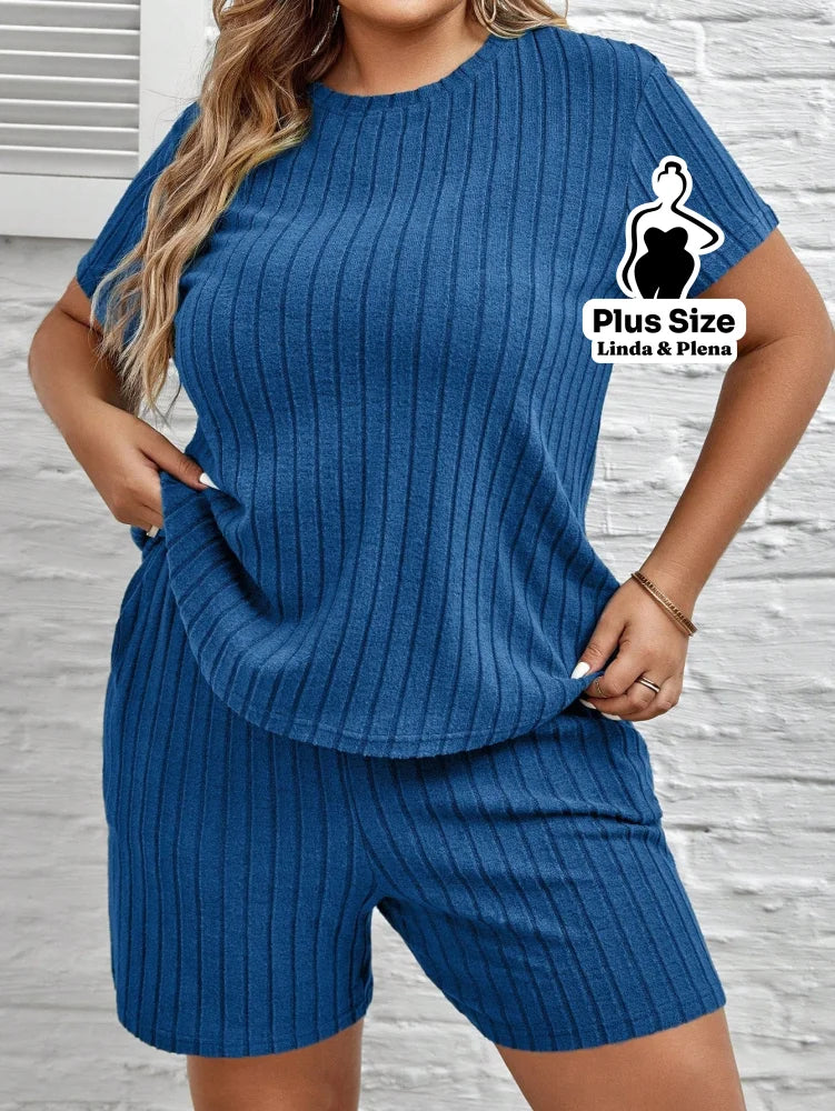 Conjunto Canelado com Blusa Gola Redonda e Shorts Plus Size Azul Royal / G Conjunto Canelado com Blusa Gola Redonda e