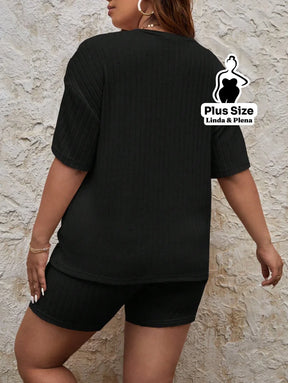 Conjunto Canelado com Blusa Oversized e Shorts Plus Size Conjunto Canelado com Blusa Oversized e Shorts Plus Size