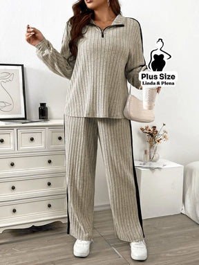 Conjunto Canelado com Zíper e Faixa Lateral Plus Size Conjunto Canelado com Zíper e Faixa Lateral Plus Size
