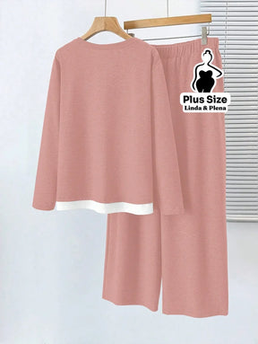Conjunto Casual com Blusa Dupla Camada e Calça Plus Size Conjunto Casual com Blusa Dupla Camada e Calça Plus Size