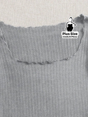 Conjunto Ciganinha Canelada E Saia Xadrez Curta Plus Size Conjunto Ciganinha Canelada E Saia Xadrez Curta Plus Size