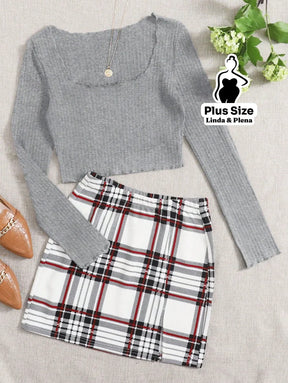 Conjunto Ciganinha Canelada E Saia Xadrez Curta Plus Size Cinza / G Conjunto Ciganinha Canelada E Saia Xadrez Curta
