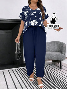 Conjunto com Blusa Estampada e Calça Solta Plus Size Azul Marinho / G Conjunto com Blusa Estampada e Calça Solta Plus