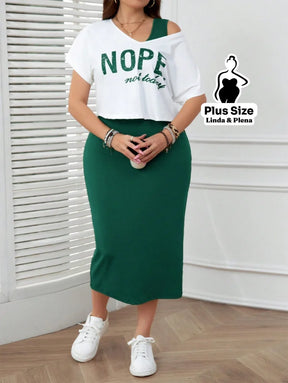 Conjunto com Blusa Estampada e Saia Midi Justa Plus Size Verde Escuro / G Conjunto com Blusa Estampada e Saia Midi