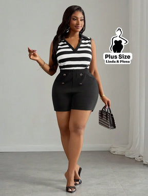 Conjunto com Blusa Listrada Decote V Ajustada Sem Mangas Plus Size Conjunto com Blusa Listrada Decote V Ajustada Sem