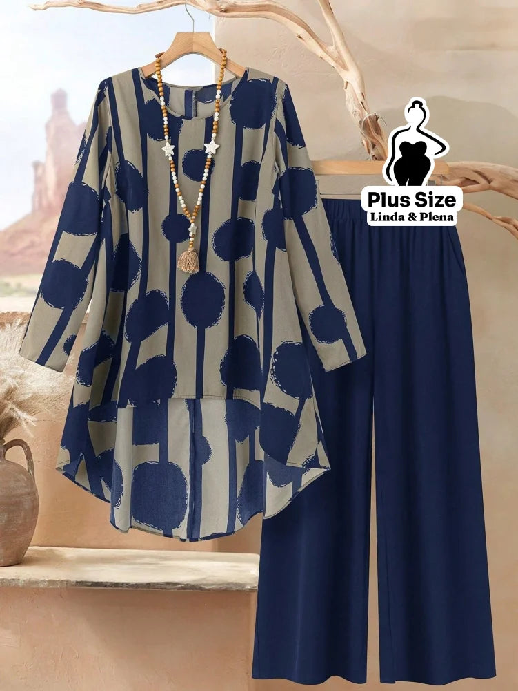 Conjunto com Blusa Longa Estampada e Calça Reta Plus Size Azul Marinho / G Conjunto com Blusa Longa Estampada e Calça
